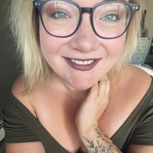 Meet your Posher, Shianne